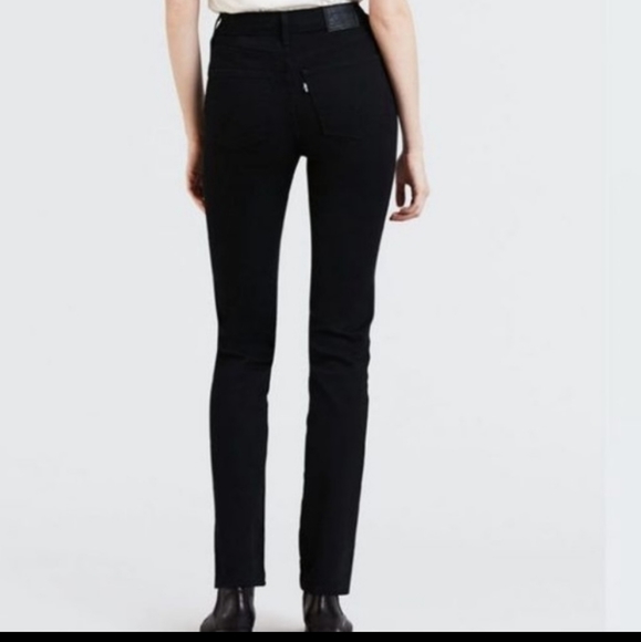 Levi's 724 black high rise straight leg jeans - Picture 14 of 14